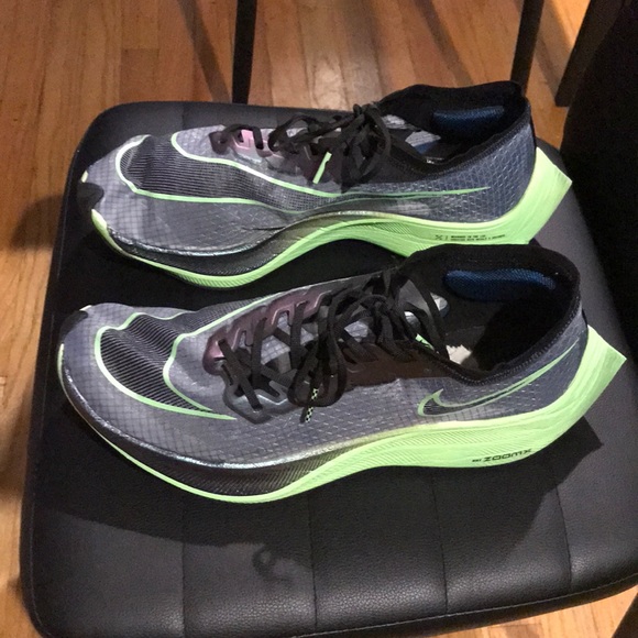 nike zoomx vaporfly next size